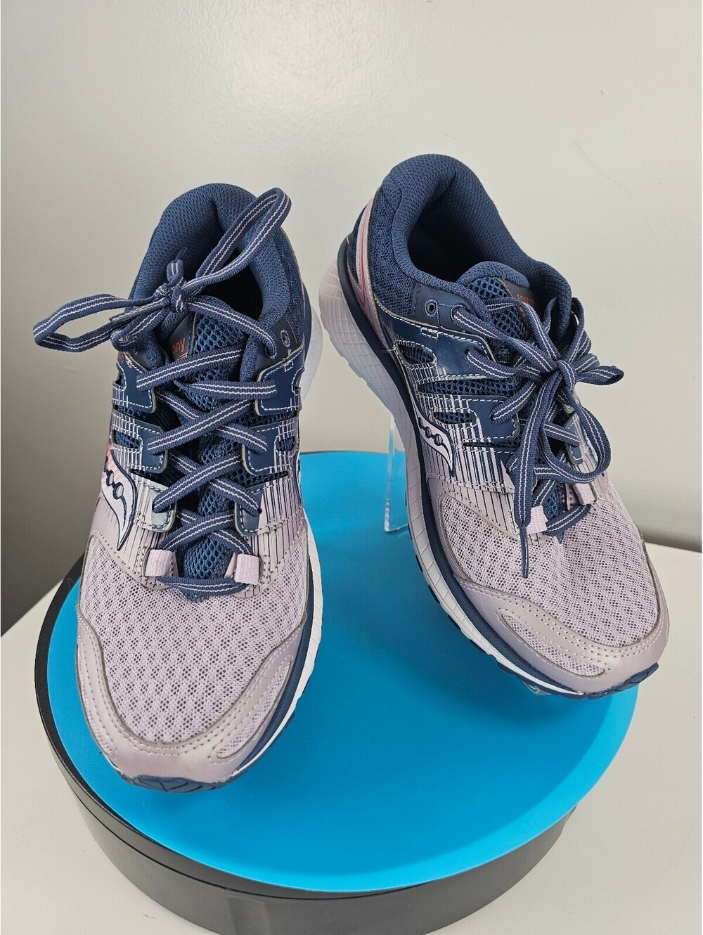 Saucony Tornado Running Shoes in Blue and Light Pink - Size 9